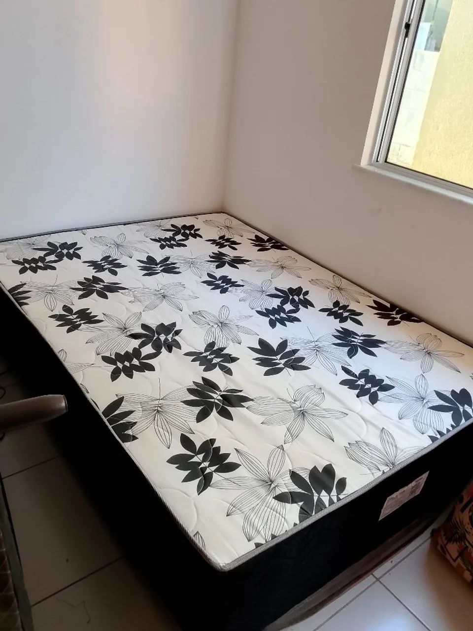 Vendo uma cama semi nova  - Foto 2