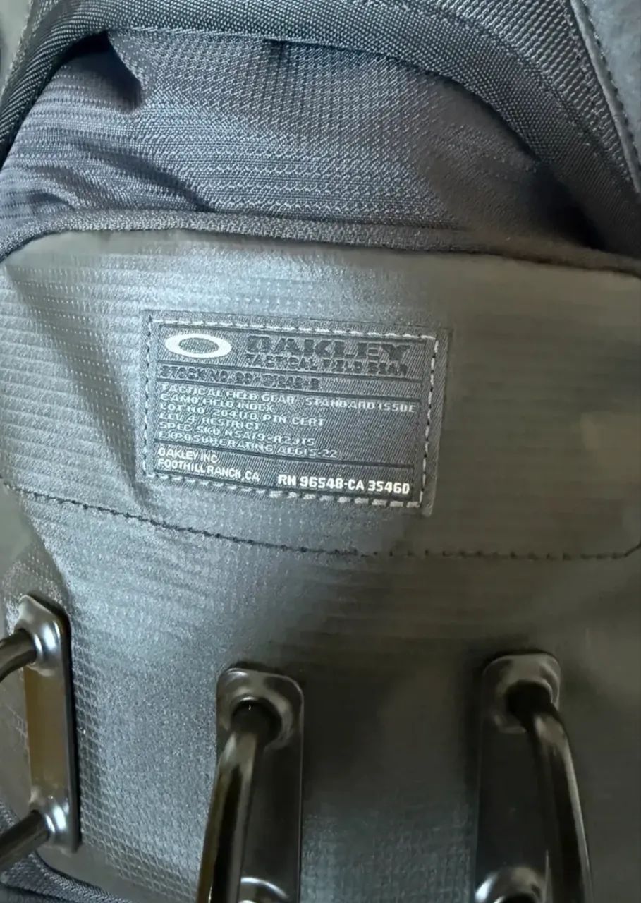 Mochila Oakley Kitchen Sink Stealth Black - Foto 4