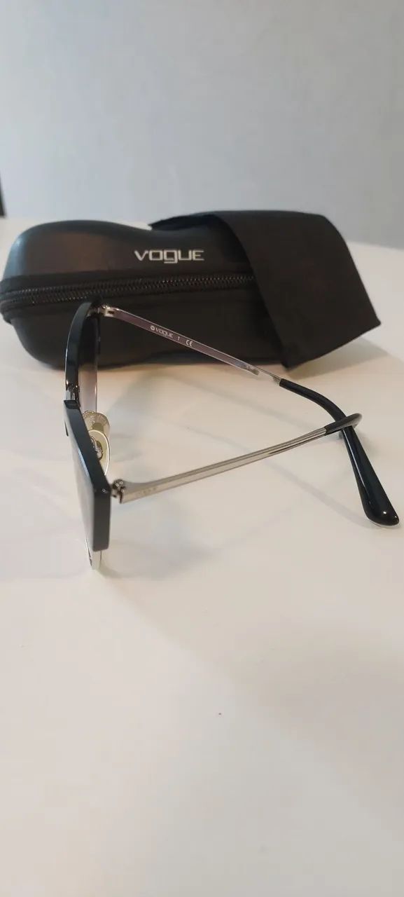 Óculos Cat Eye VOGUE - By Gigi Hadid (edição limitada) - Foto 3
