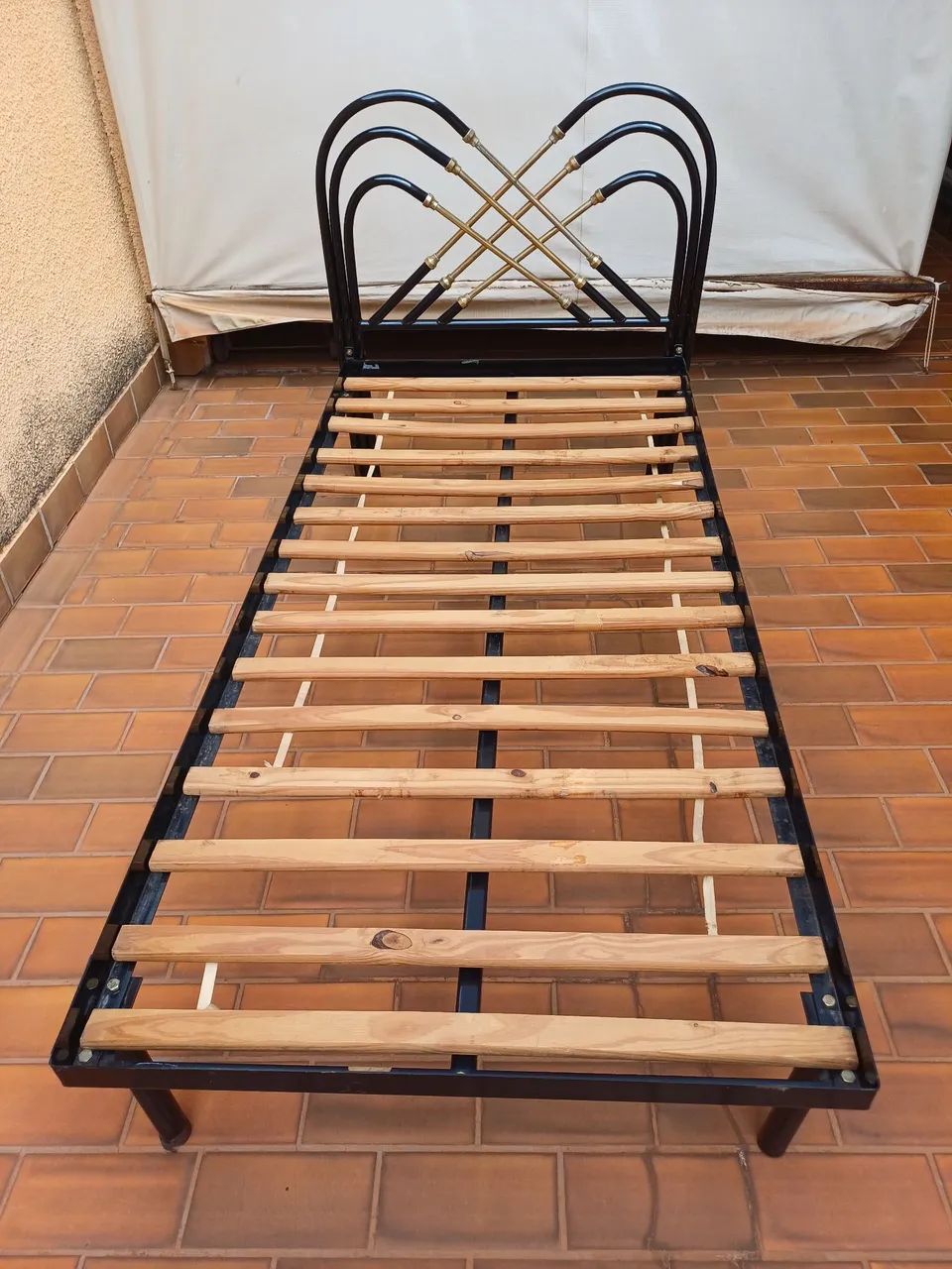 Cama tubular preta  - Foto 2