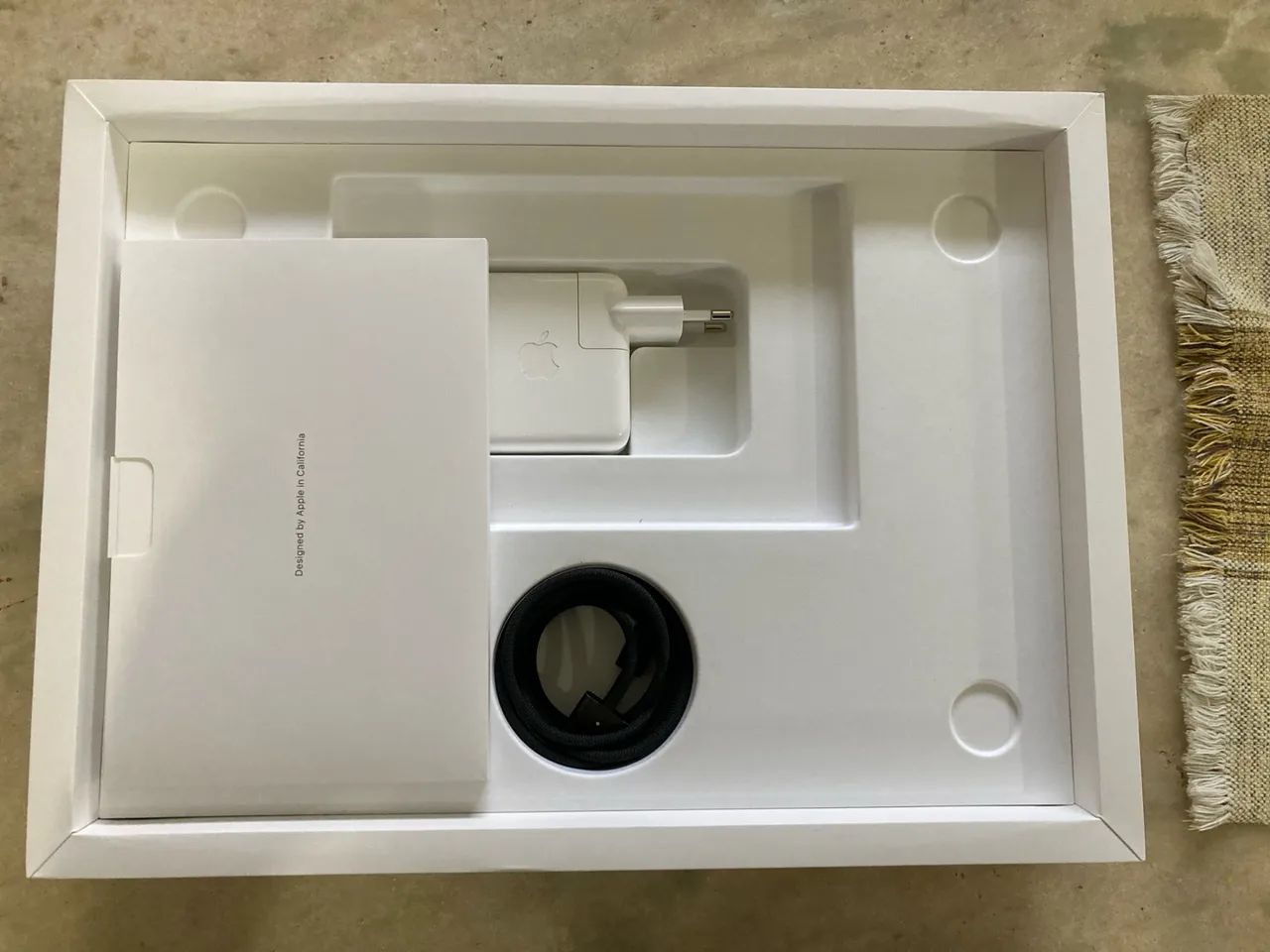 MacBook Pro M5 16GB 512GB - Foto 5