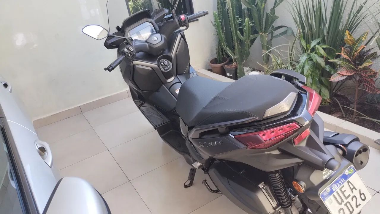 yamaha xmax 300  2026 ( 1.100km) - Foto 2