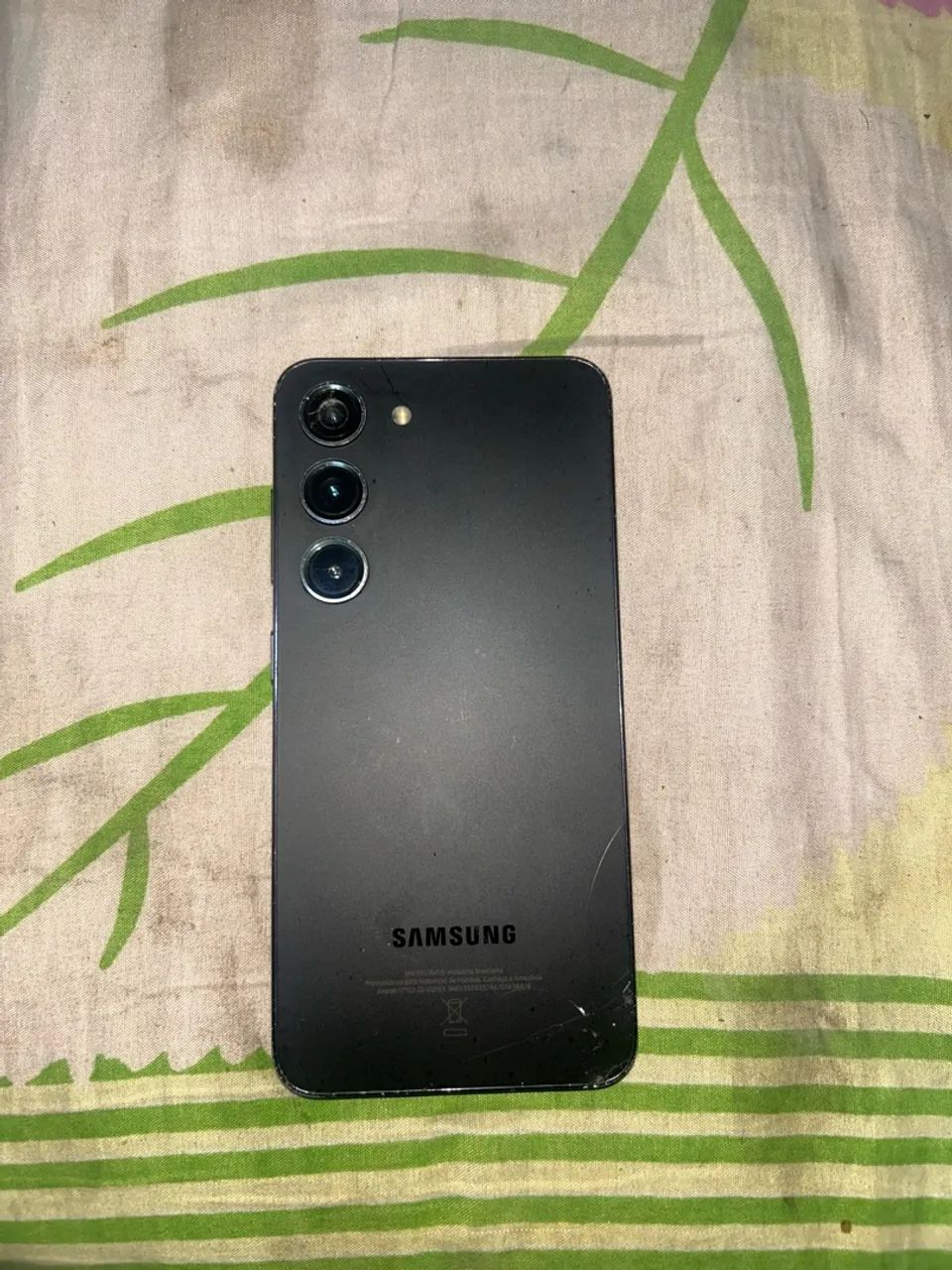 SAMSUNG S23 MARCAS DE USO 