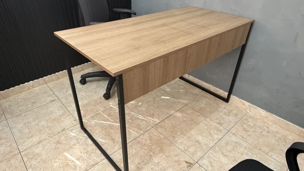 Mesa de escritório - Foto 2