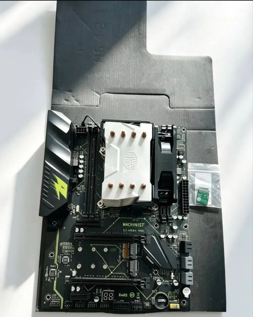 Kit placa mãe xeon MR9A PRO+E5 2650v4+modulo tpm 2.0+Cooler box RGB  - Foto 2