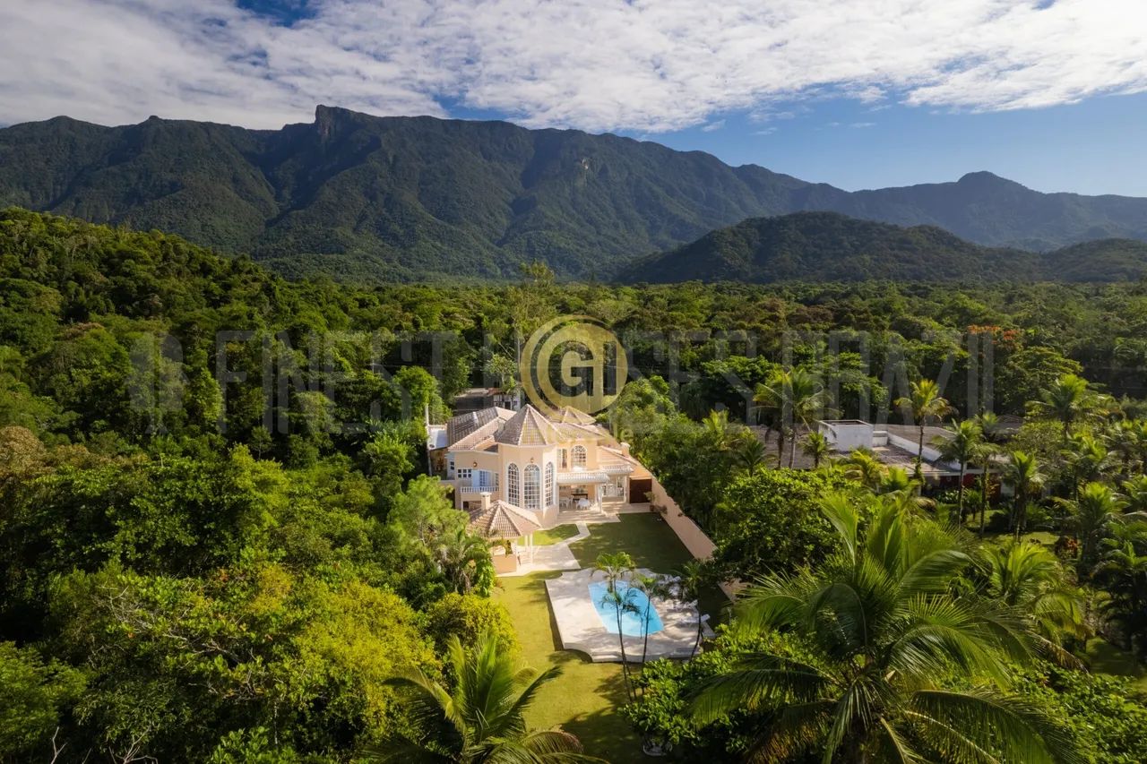 Casa à beira-mar em condomínio - Amplo jardim pé na areia - Linda piscina - Quiosque gourm - Foto 8