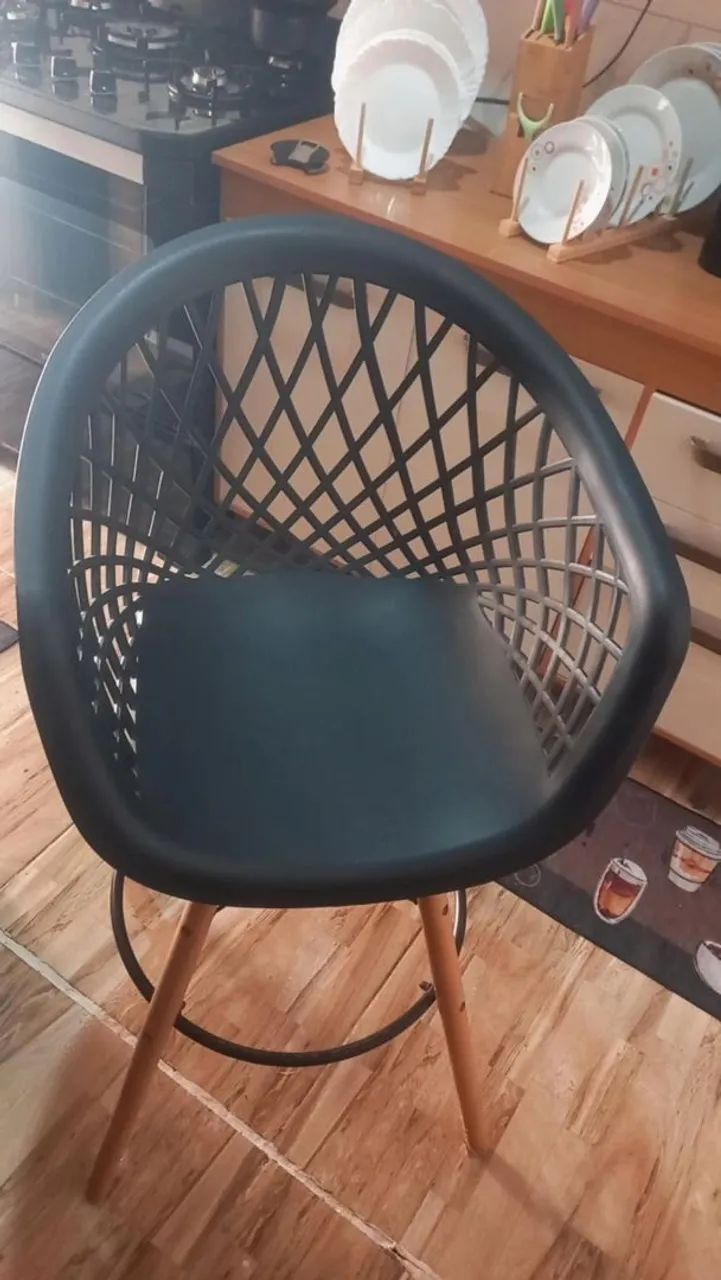 Vendo duas banquetas nova - Foto 3