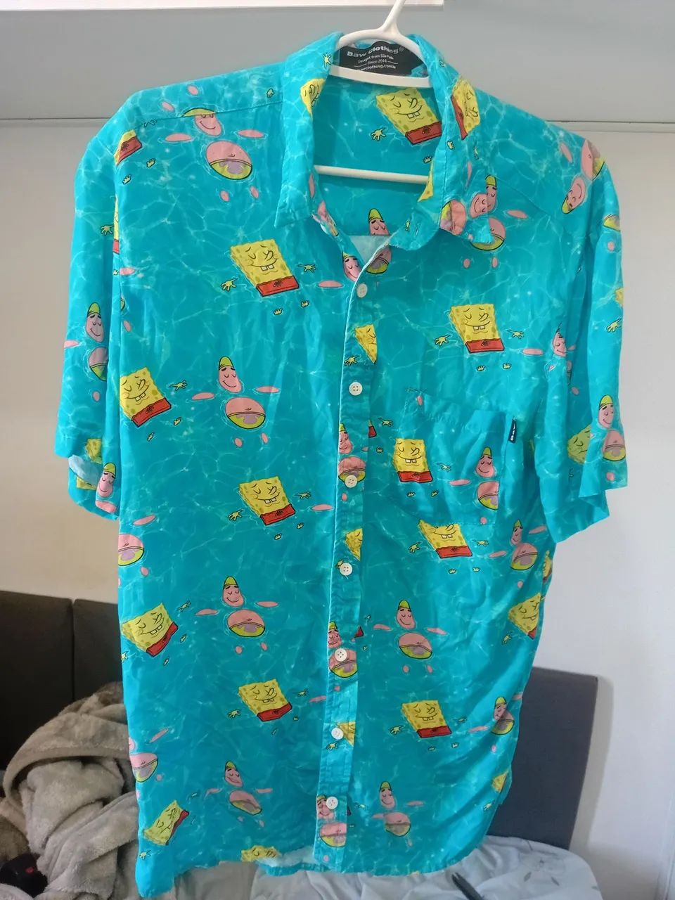 Camisa havaiana baw bob esponja - Foto 2