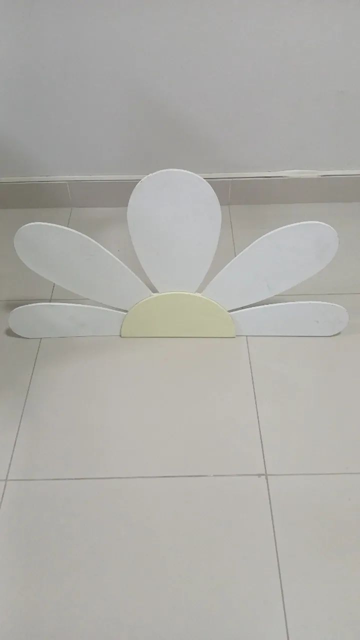 DESAPEGO Display de festa flor Margarida MDF 