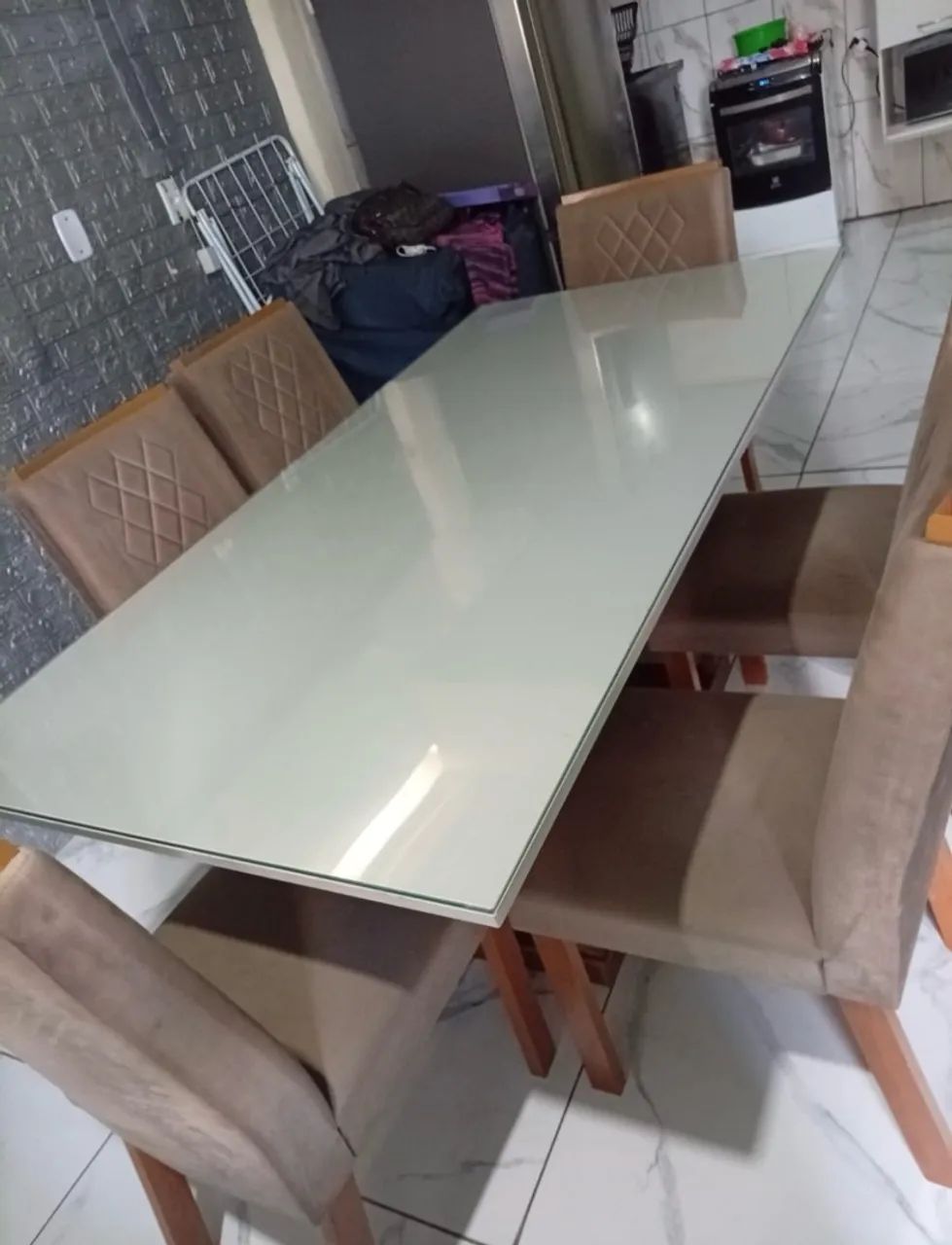Mesa com vidro+ 6 cadeiras - Foto 2