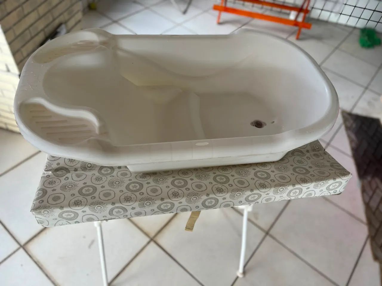 Berço minicama e trocador com banheira  - Foto 5