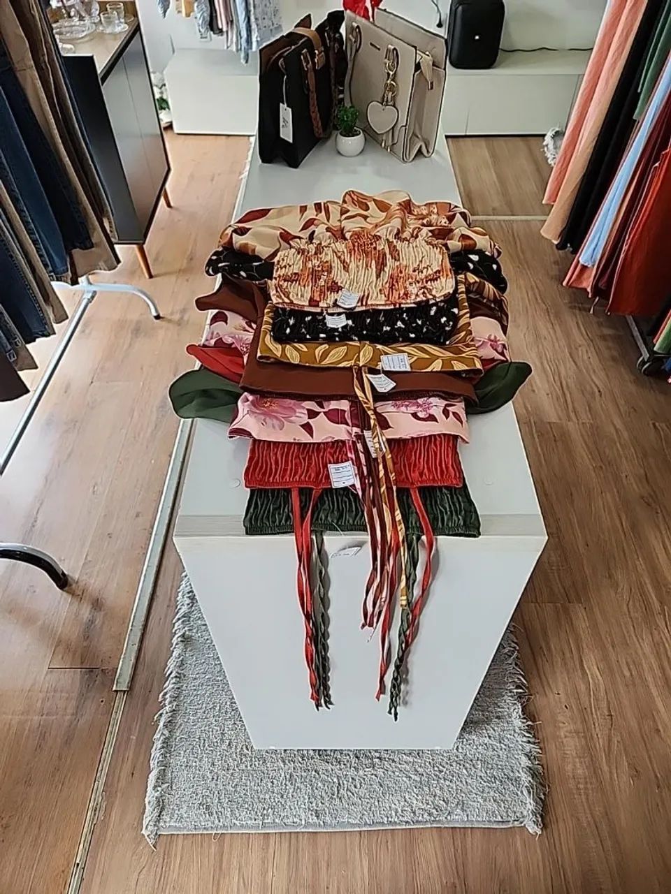 Oportunidade de negócio  loja de roupas  - Foto 4