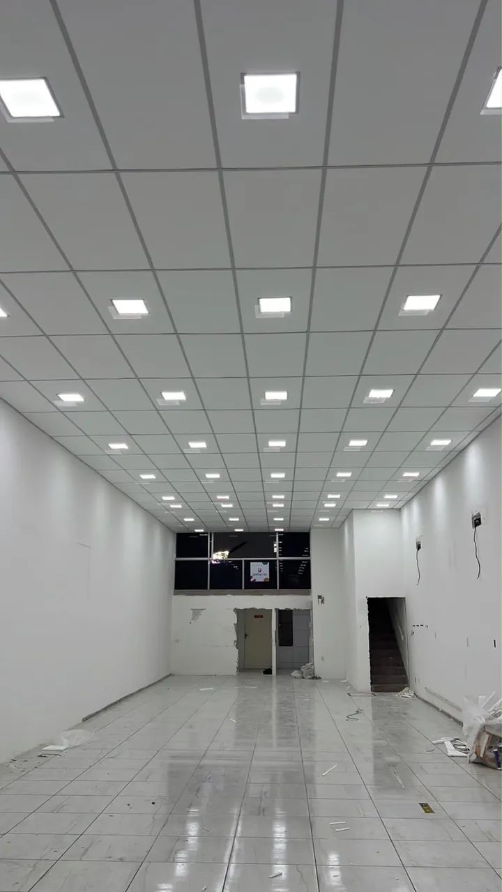 Alugo, prédio comercial, na Av. General Osóri, 516, Centro, João Pessoa-PB