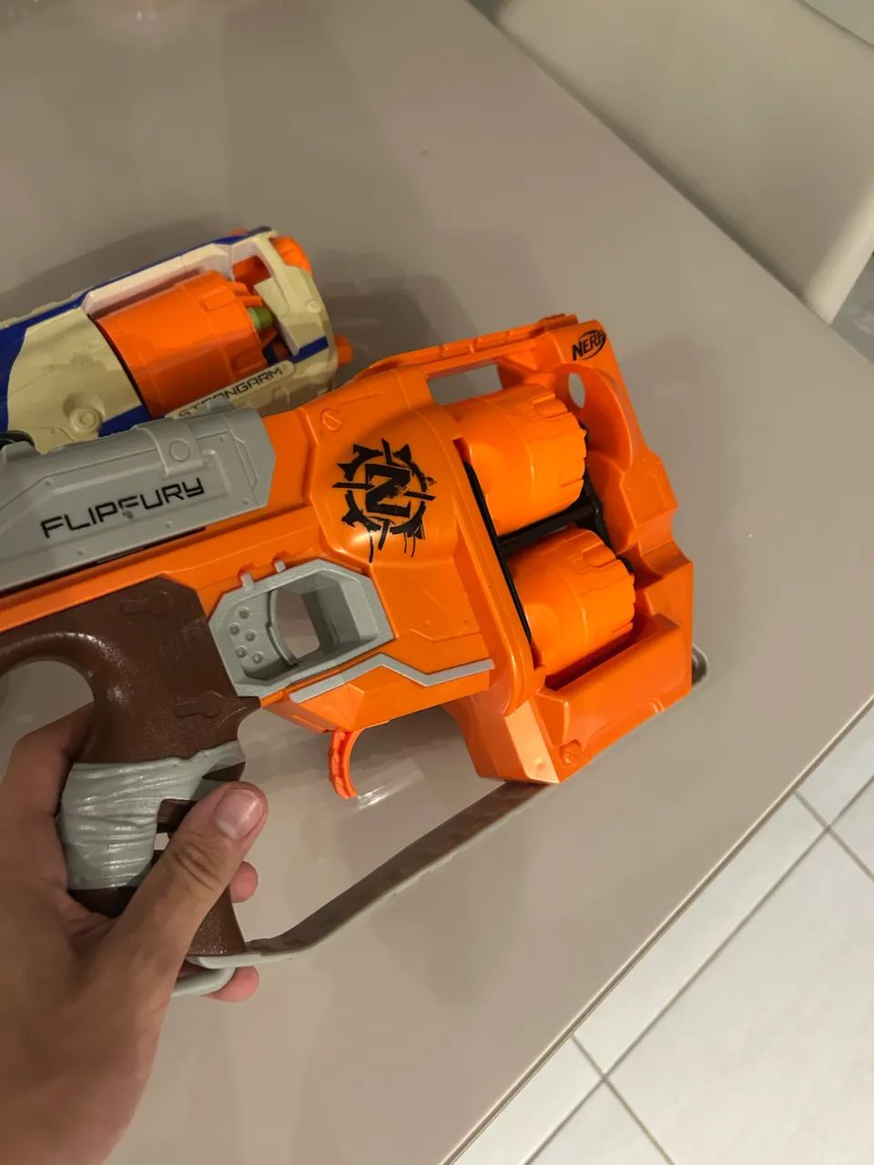 KIT NERF FLIPFURY E STRONGARM - Foto 2
