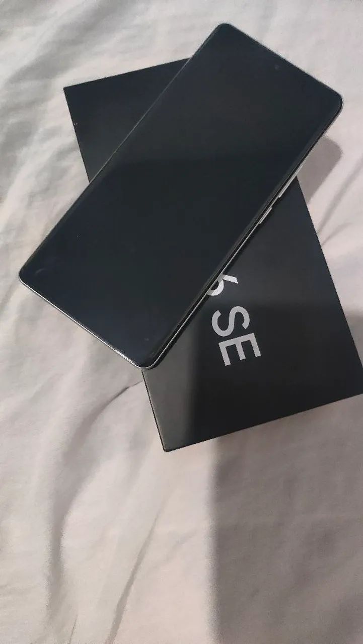 Realme GT Neo 6SE 8/256  - Foto 3