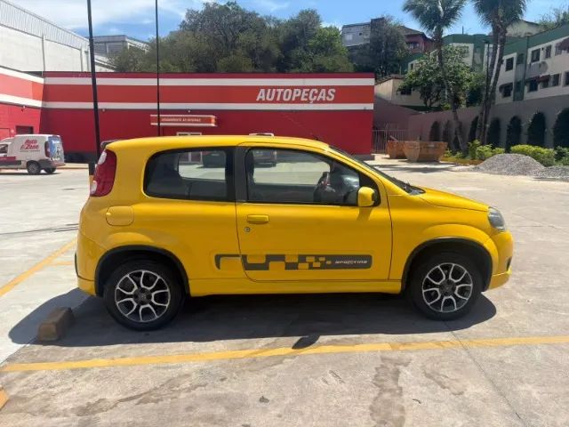 Fiat Uno Sporting 1.4 EVO Fire Flex 8V 2P 2012 - Foto 4
