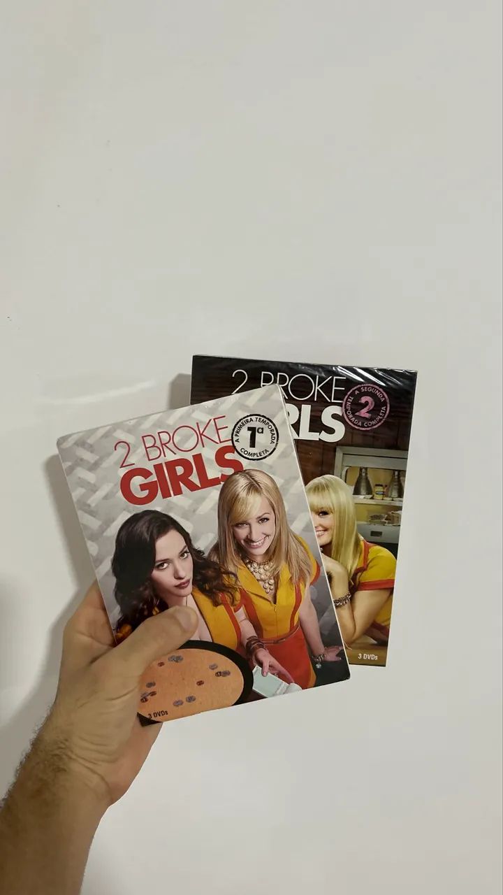 Dvd 2 Broke Girls - Temporadas 1 e 2 - CDs, DVDs etc - Jardim