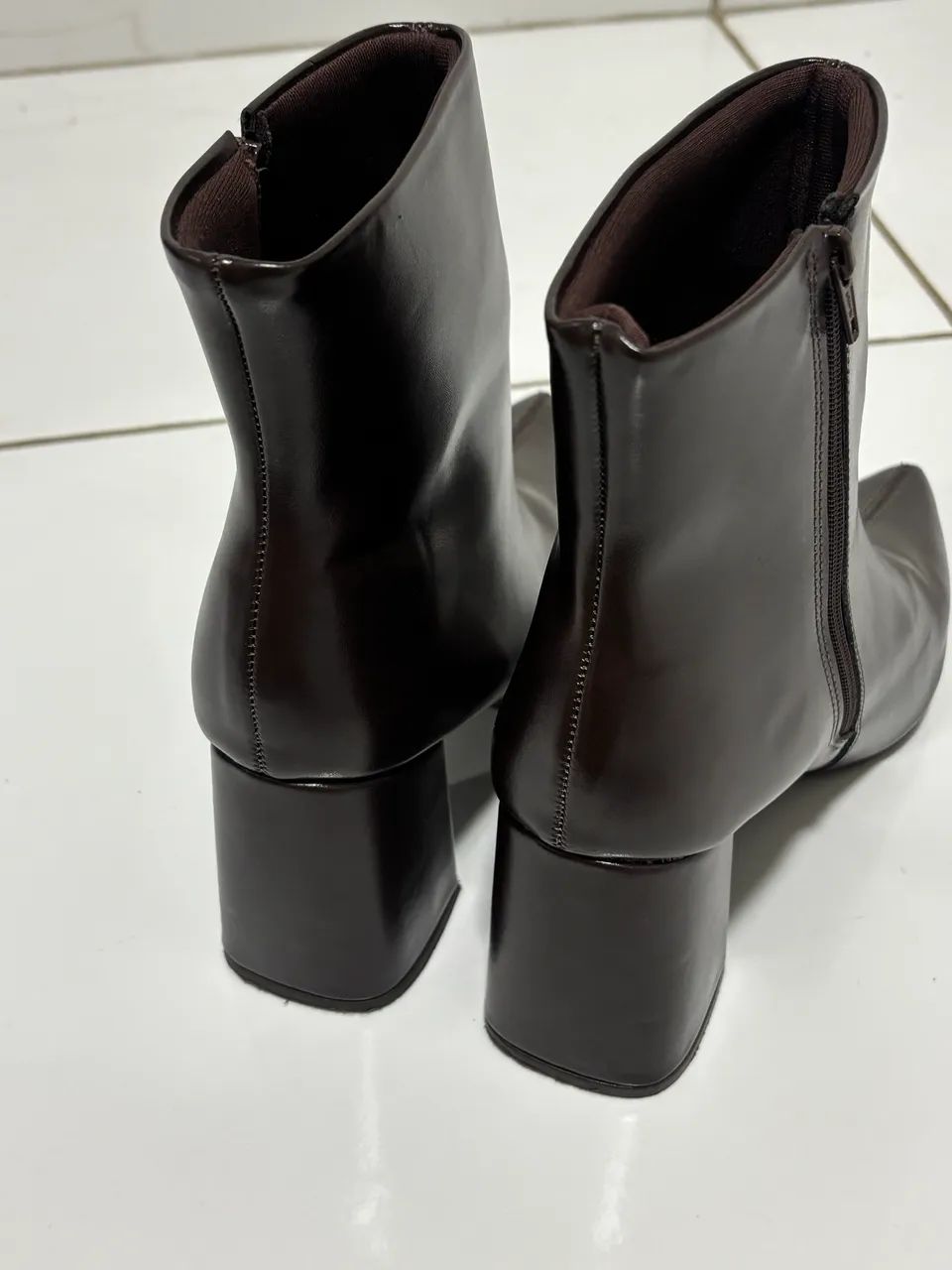 Bota marrom NOVA! - Foto 4