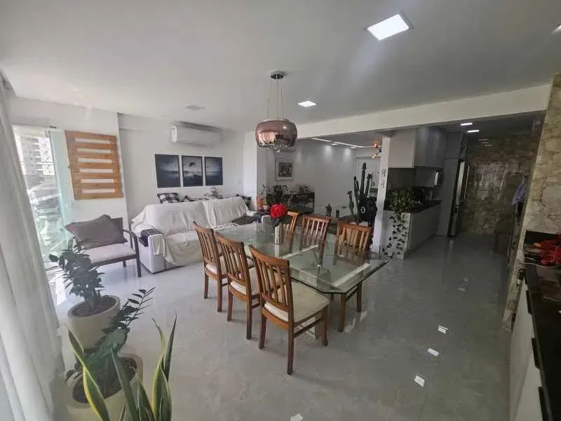 Excelente apartamento 2 quartos finamente decorado em Pituaçu