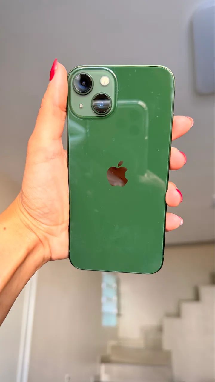 iPhone 13 