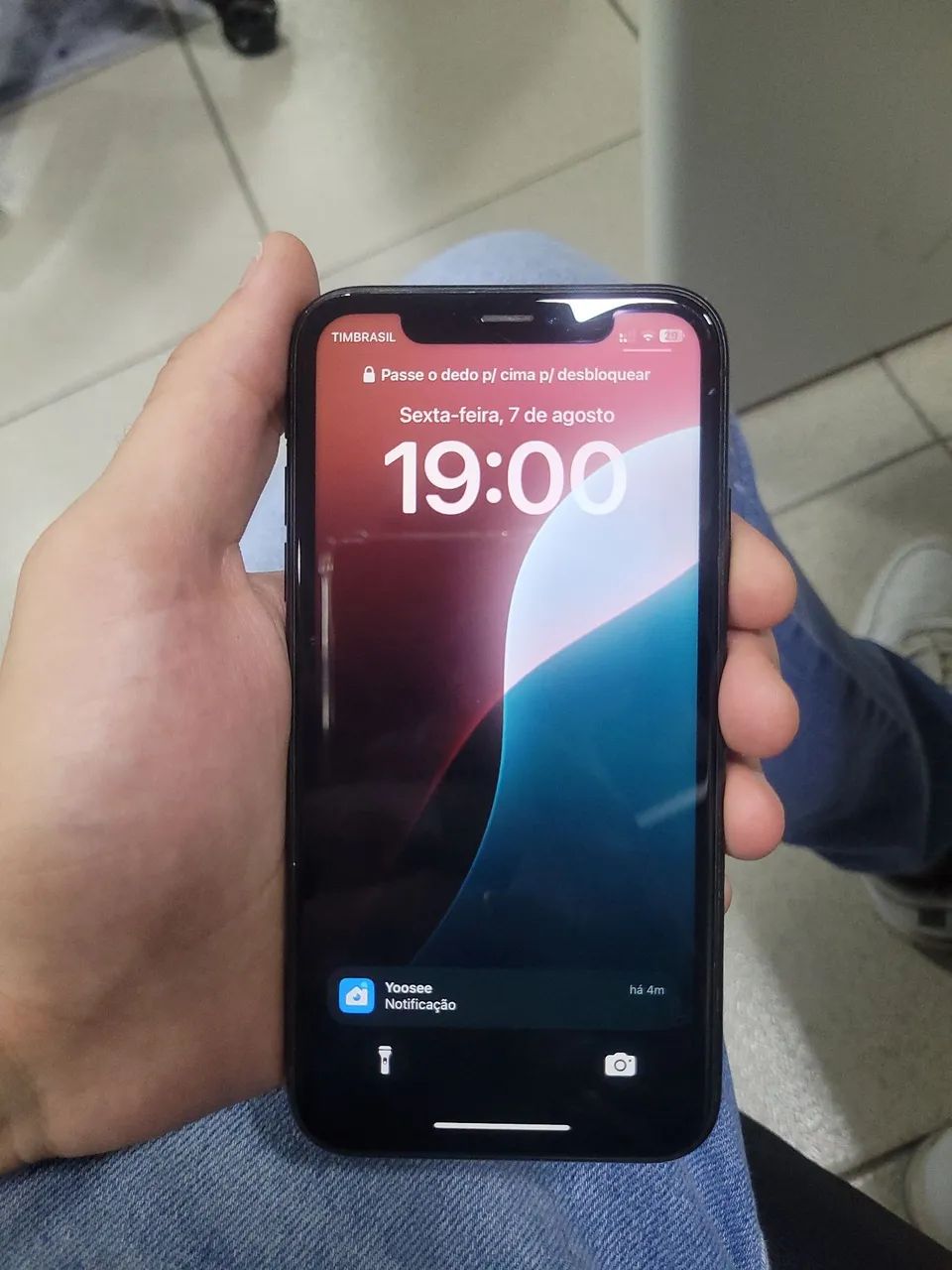 IPHONE XR - 64GB