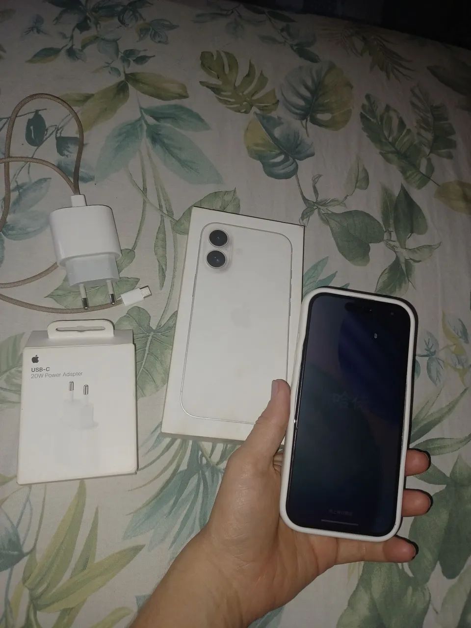 IPhone 16