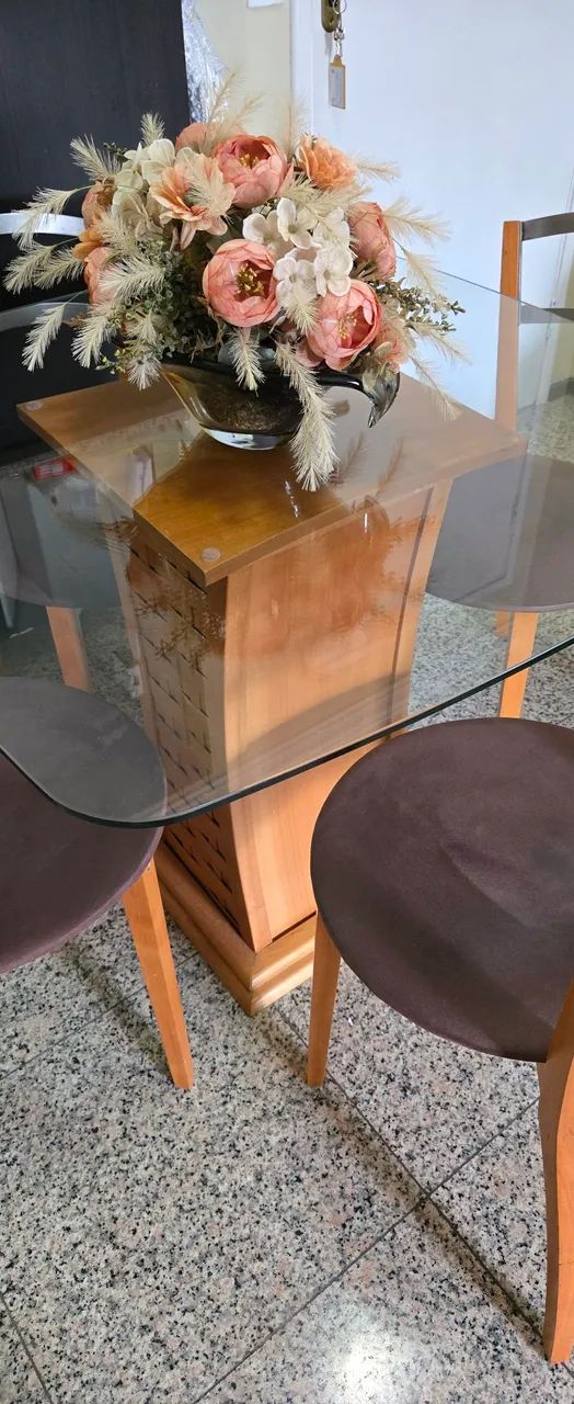 Mesa 4 cadeiras tampo de vidro.  - Foto 4