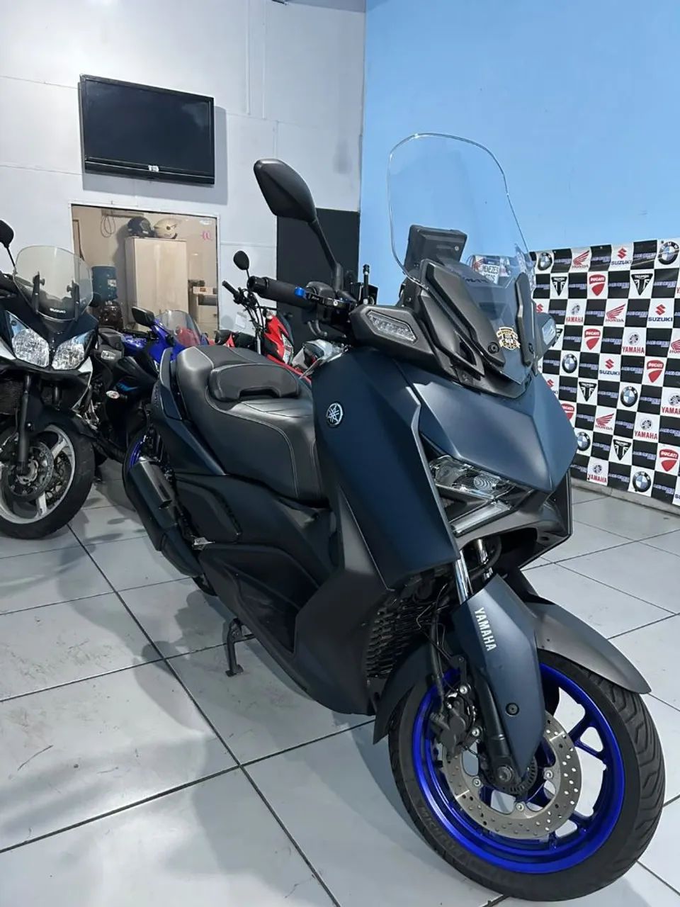 Xmax connected - Foto 3