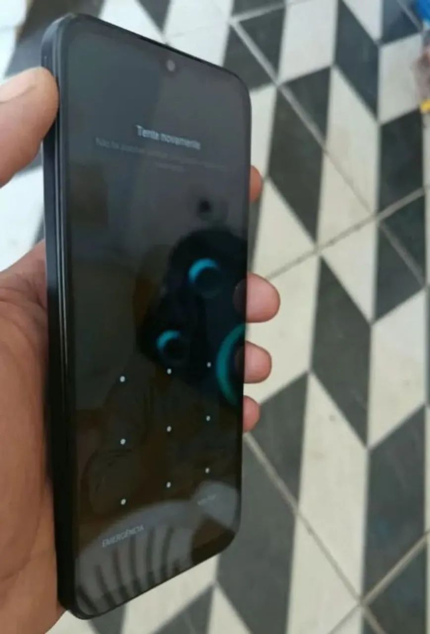 Celular em excelente estado 