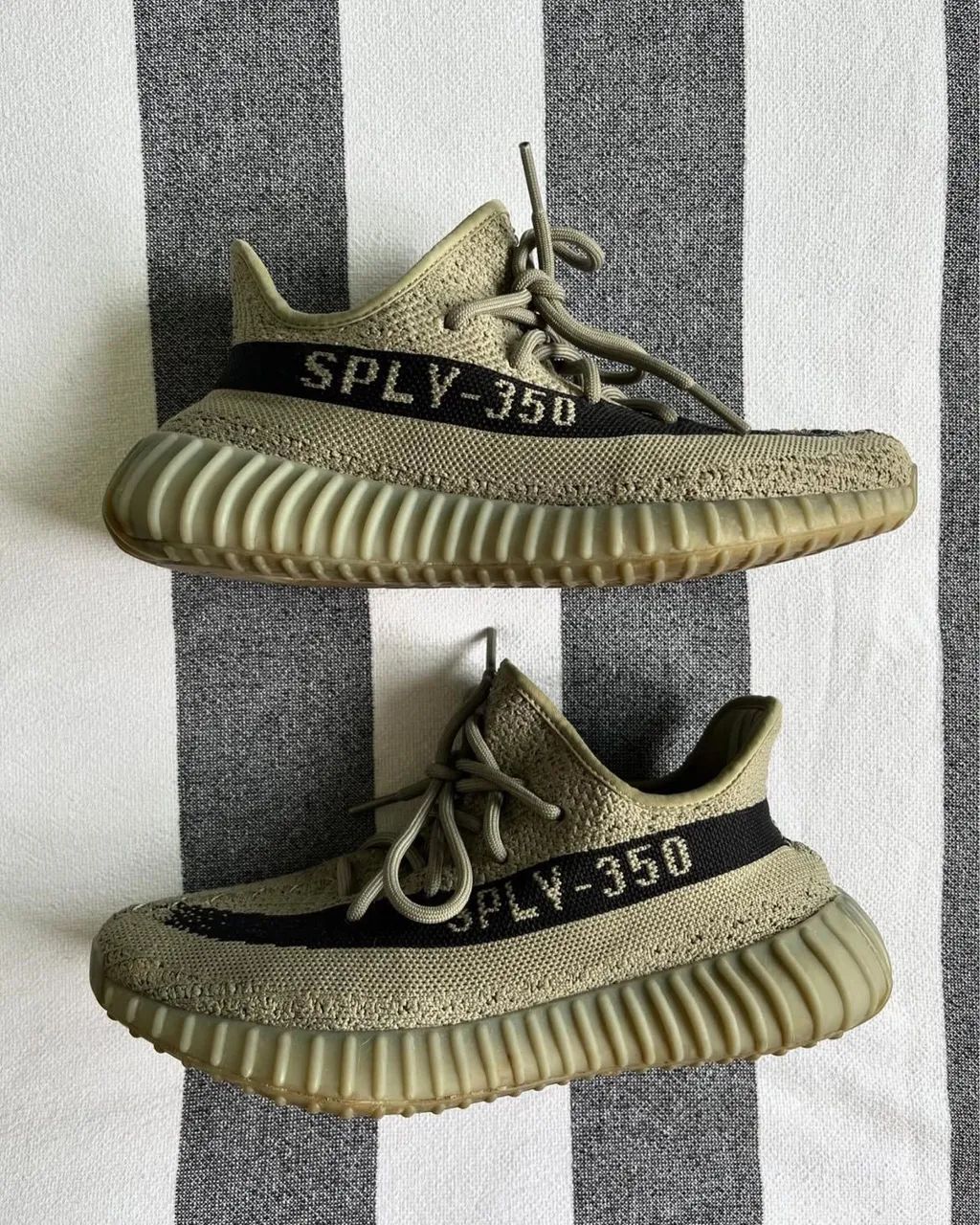 Tênis yeezy 