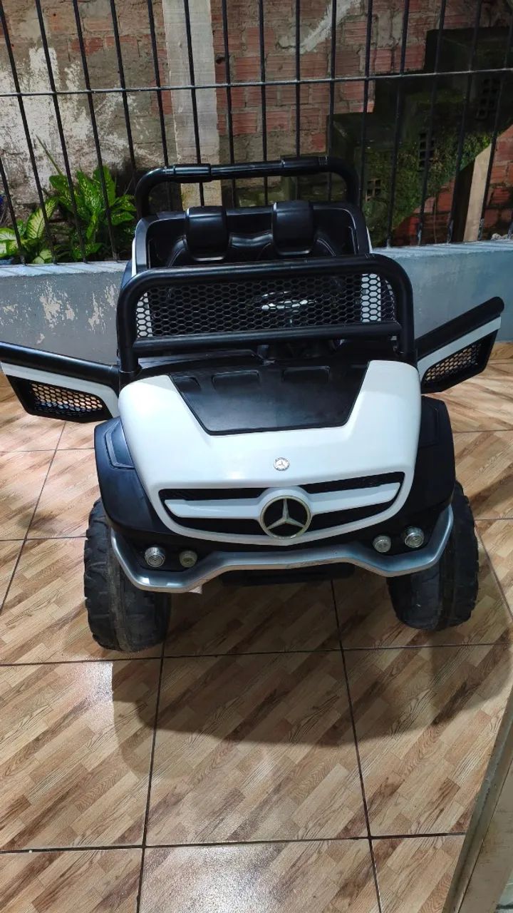 Carro elétrico infantil 