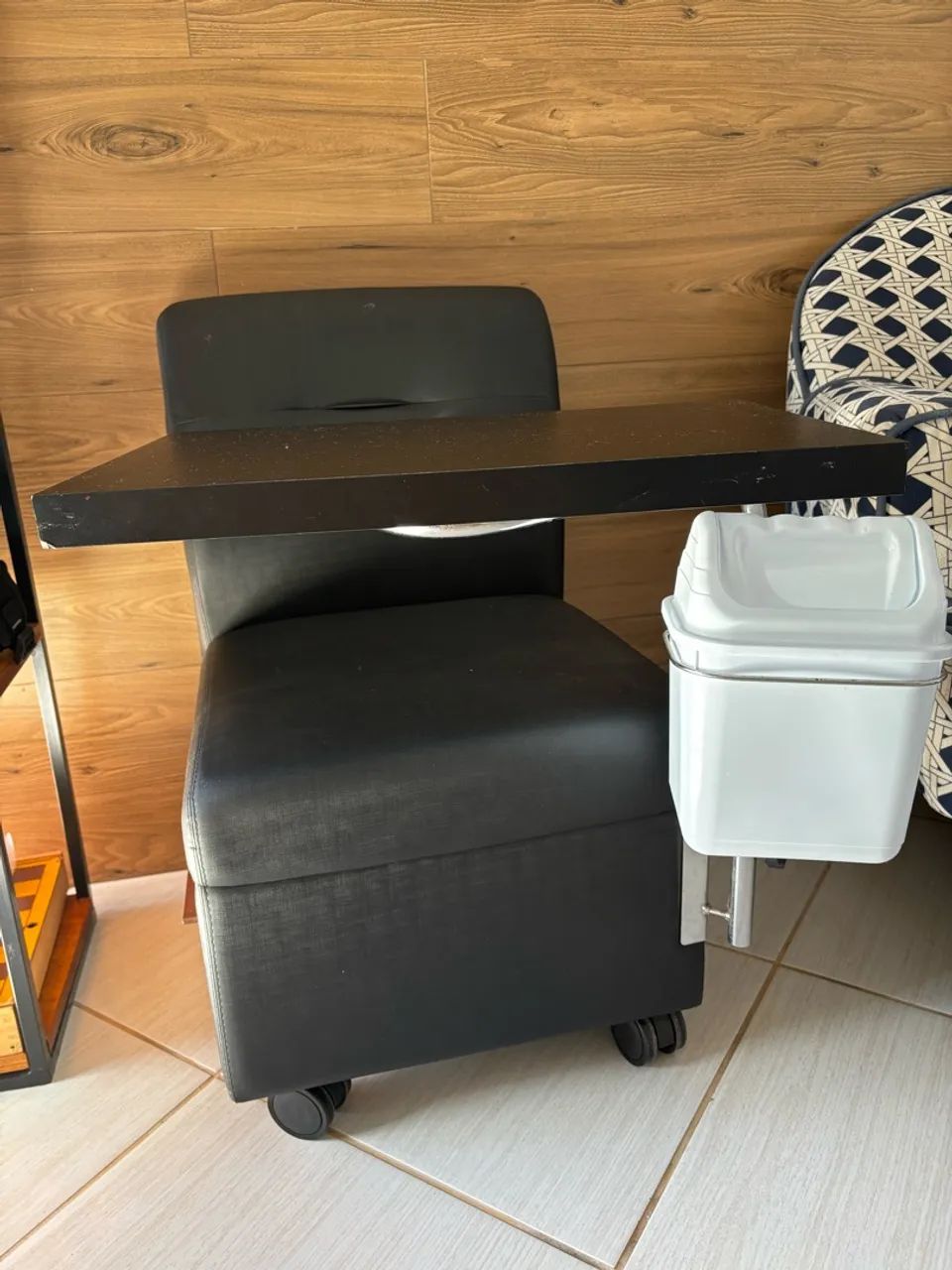 Cadeira de manicure  - Foto 3