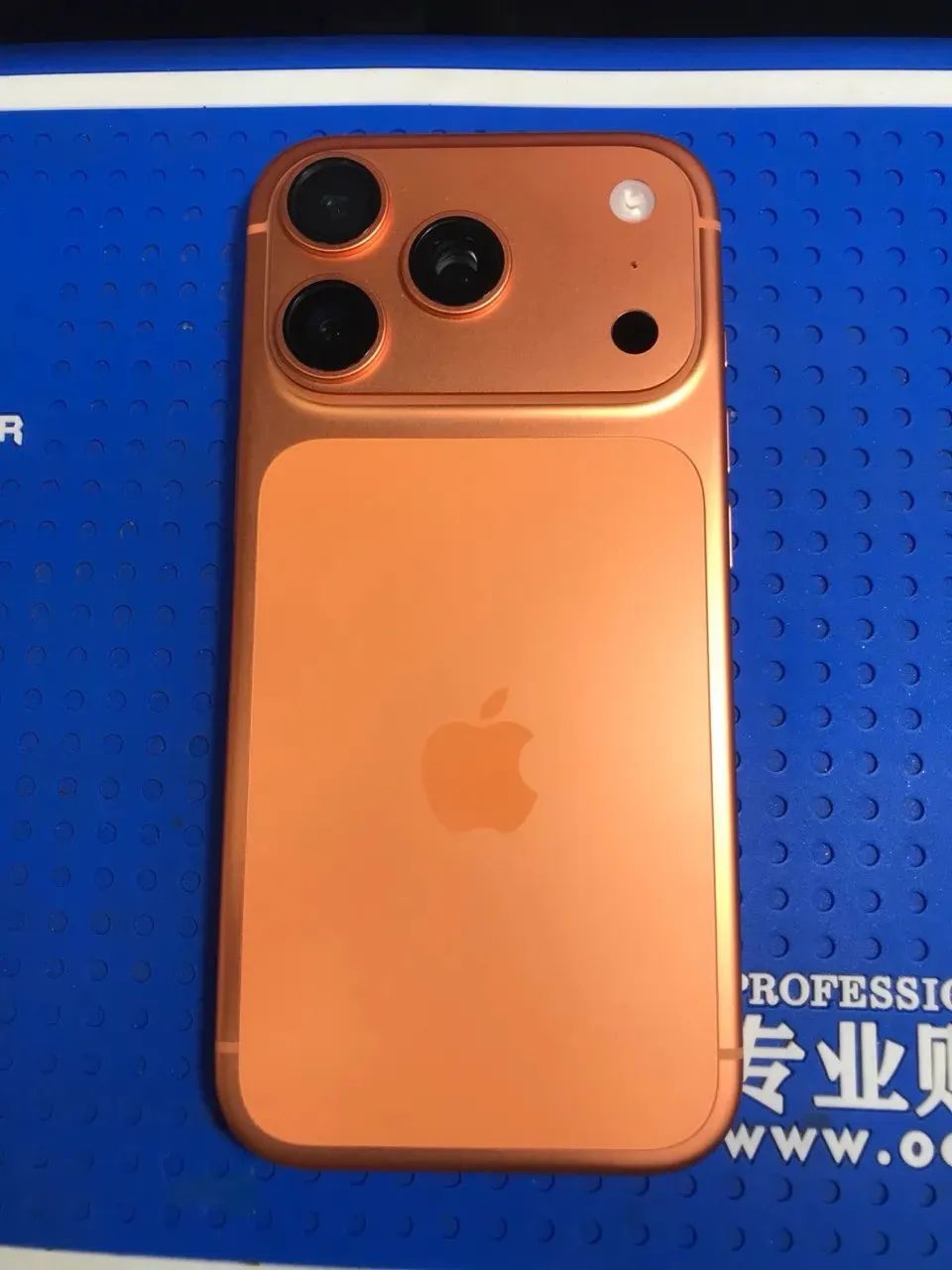 iPhone 11 na carcaça 17pro - Foto 3