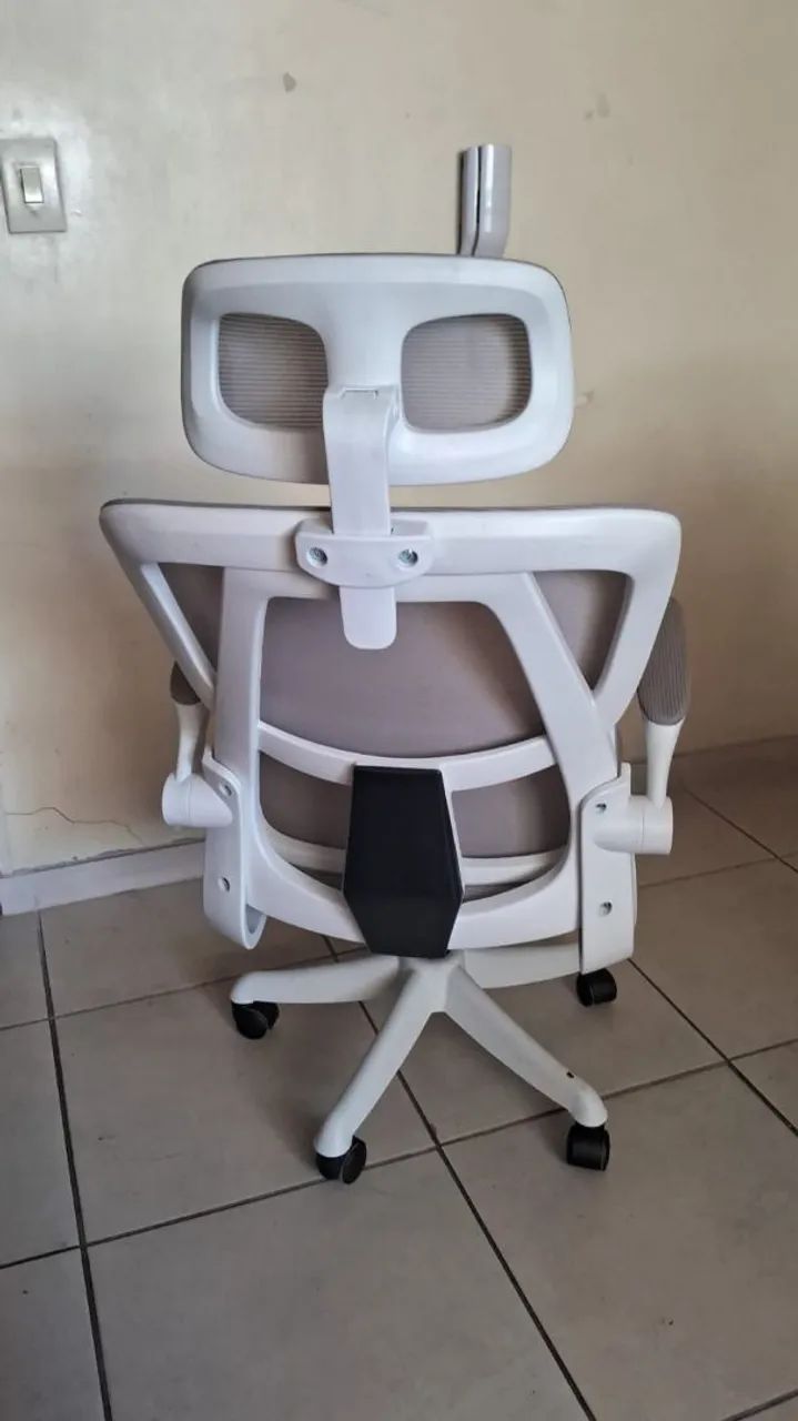 Cadeira escritório com defeito  - Foto 3
