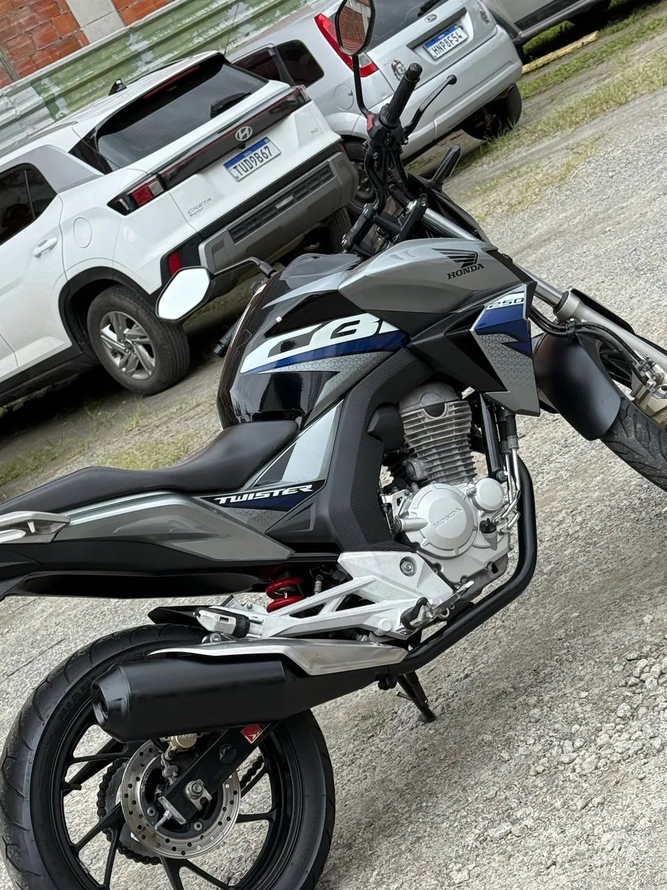 CB TWISTER muito nova!! - Foto 4