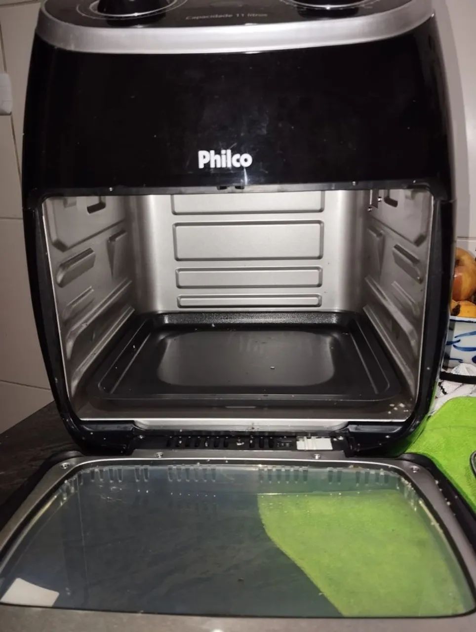 AirFray fritadeira + forno. 11 litros Philco. - Foto 3