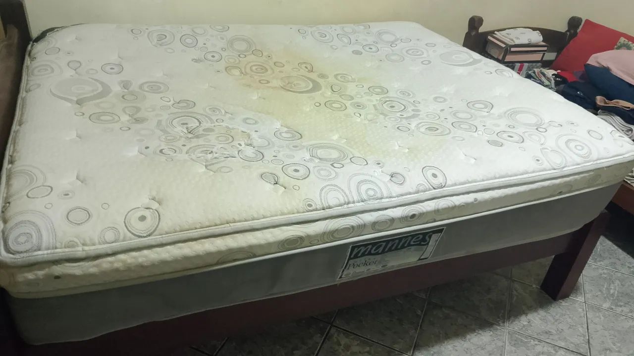 Colchão de casal 