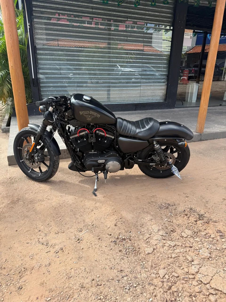 Iron 883