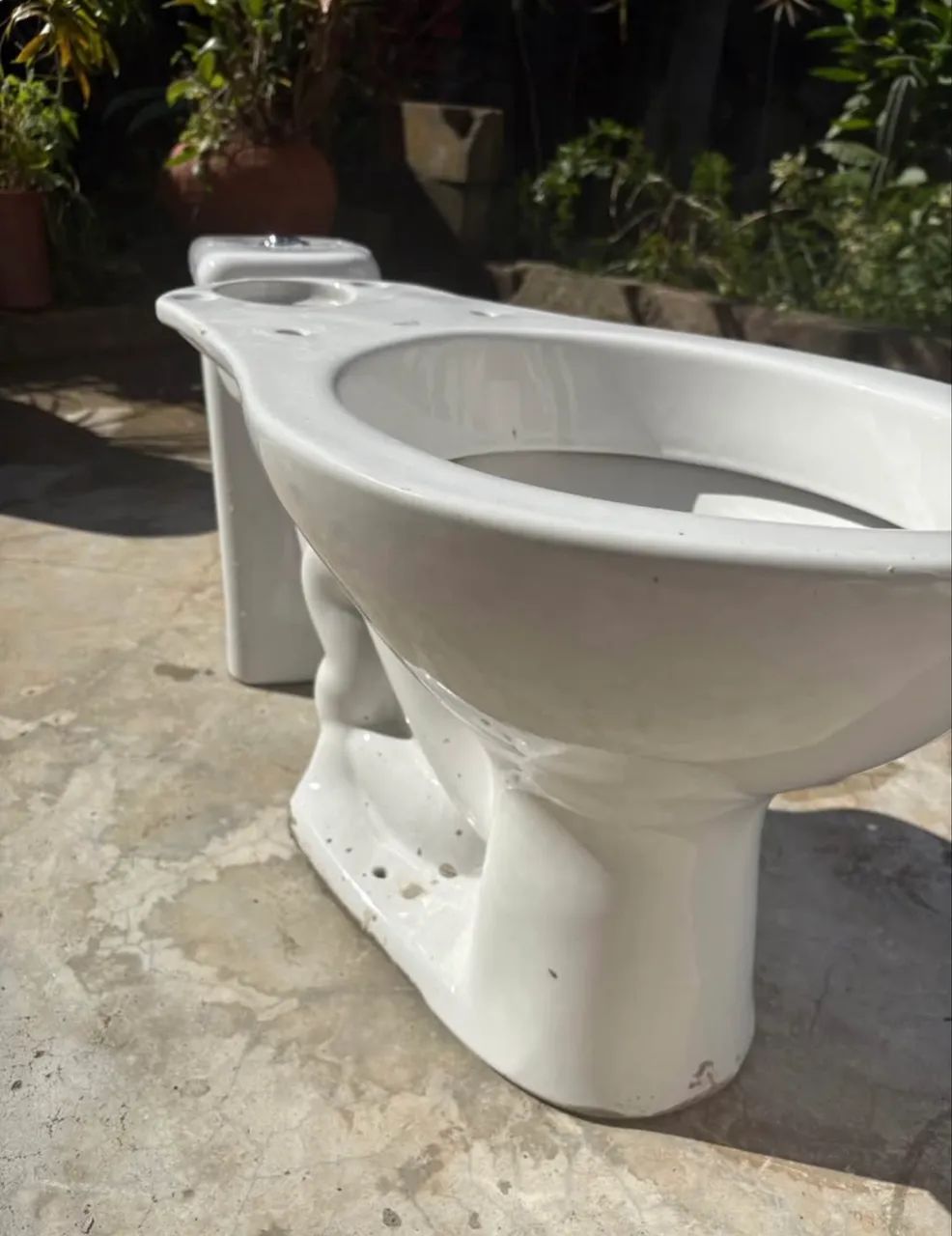 Vaso sanitário com caixa acoplada 