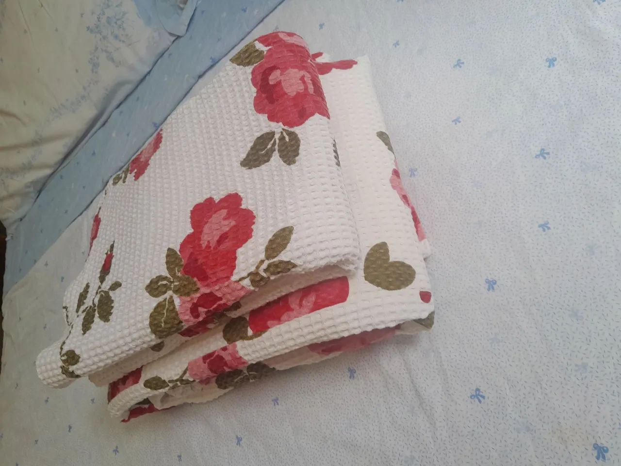 Colcha de cama material Piquet - Foto 2
