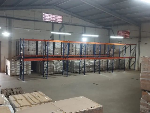 Prateleira para material de construção