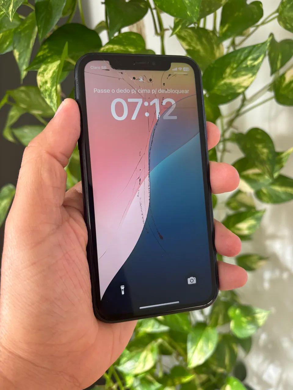 iPhone XR com 82% de bateria. Funciona tudo  - Foto 3