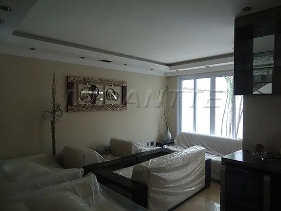 Sobrado de 750m² com 5 quartos em Mandaqui