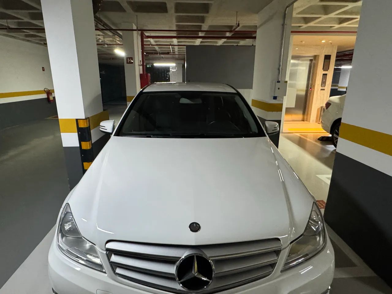 Mercedes-Benz C-180 C-180 CGI Sport 1.6 TB 16V 156cv Aut. 2014