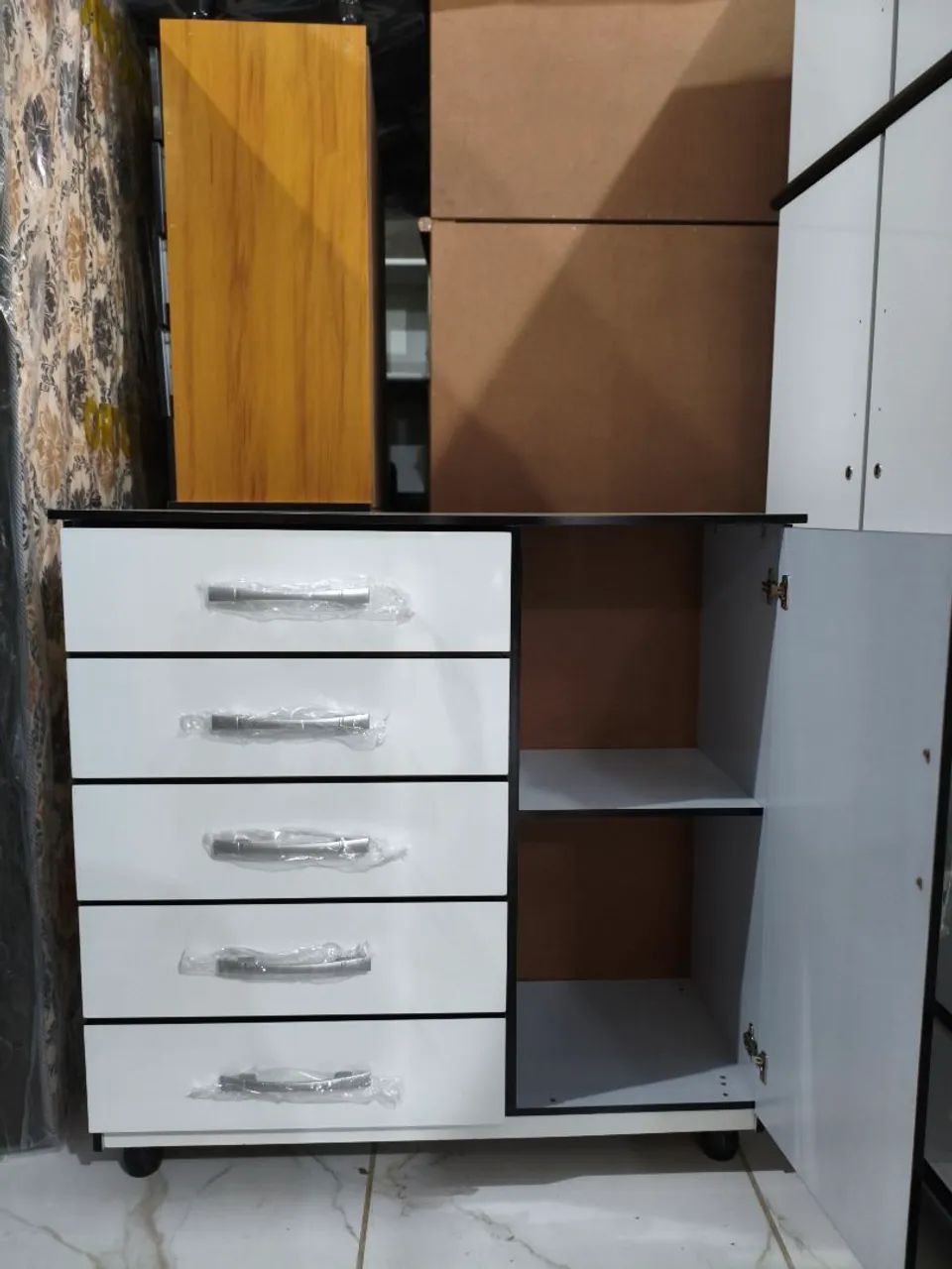 Cômoda novas com frete grátis Só aqui ? - Foto 2