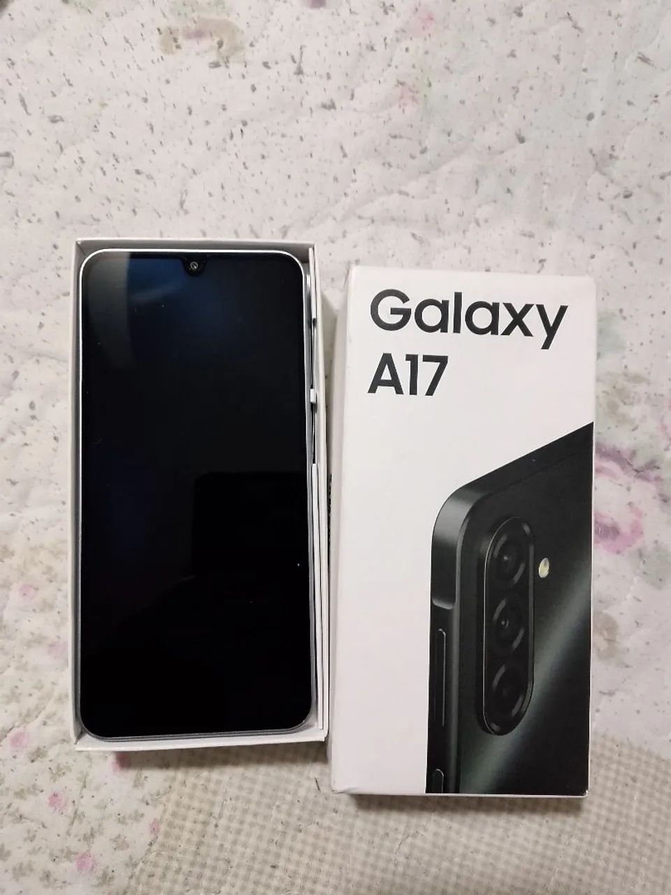 Vendo Samsung Galaxy A17  - Foto 3