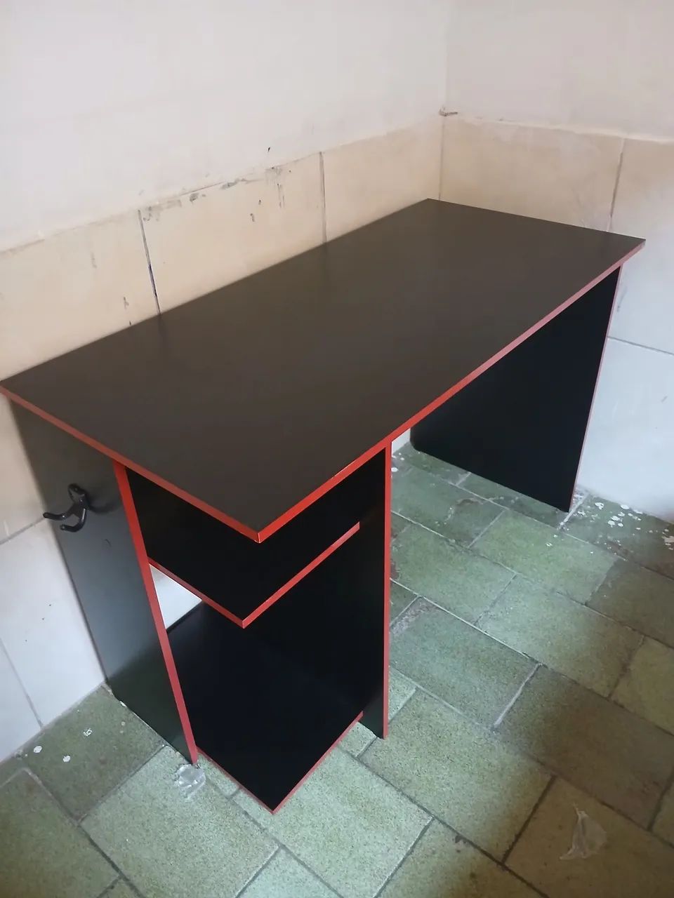 Mesa de Computador na Promoção  - Foto 2