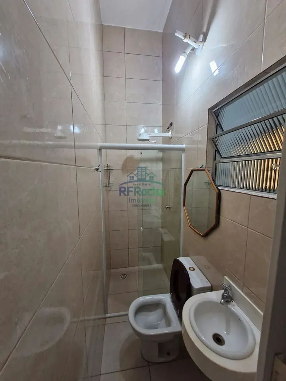 Casa para Aluguel com 2 dormitórios, sendo 1 suíte - Foto 4