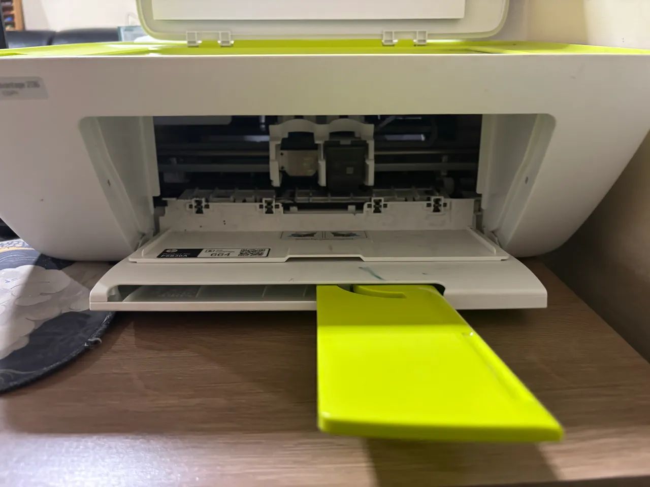 HP DeskJet 2136 Funcionando 100% + 100 Folhas - Foto 2