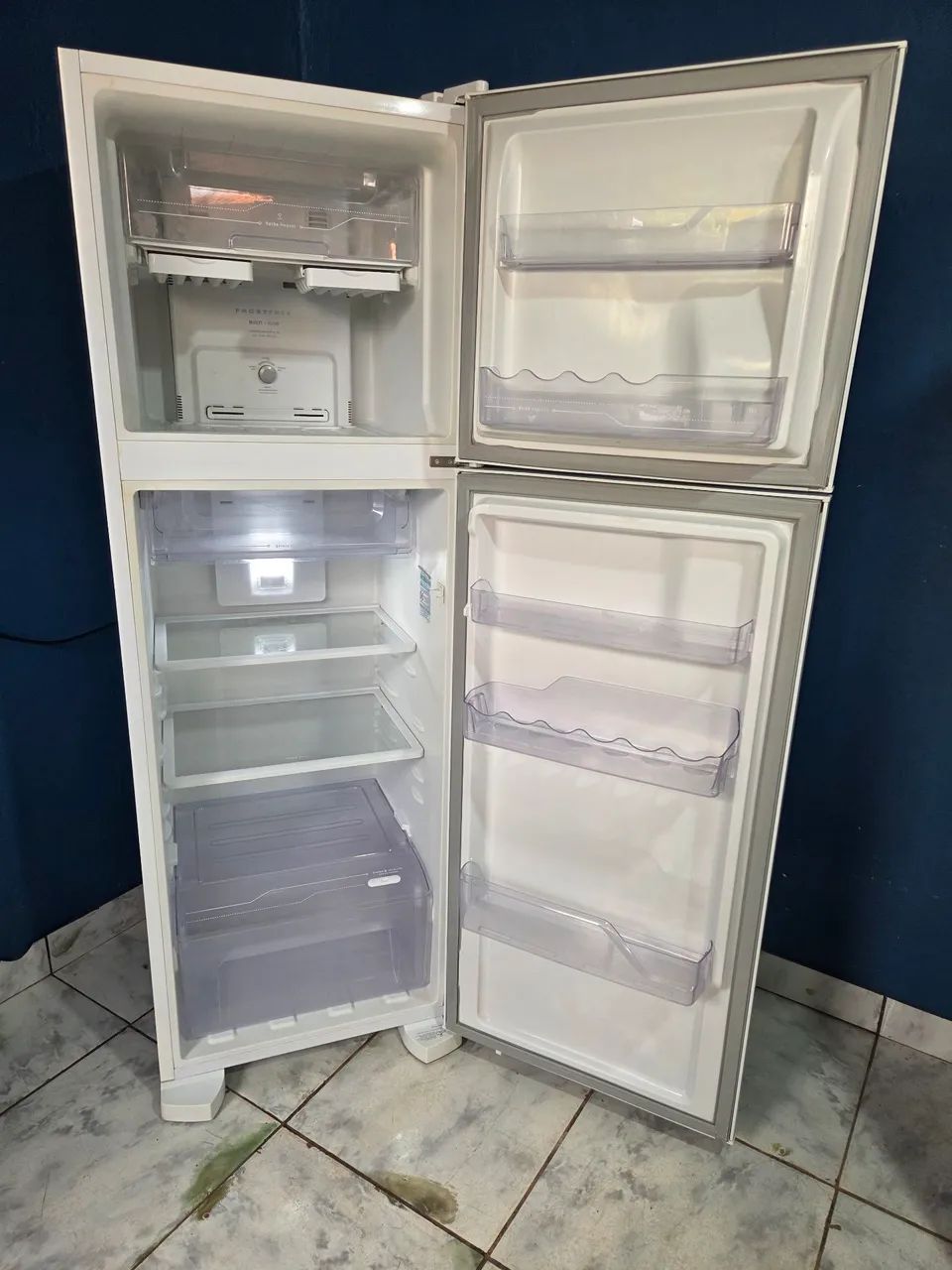 Vendo geladeira Electrolux  - Foto 2